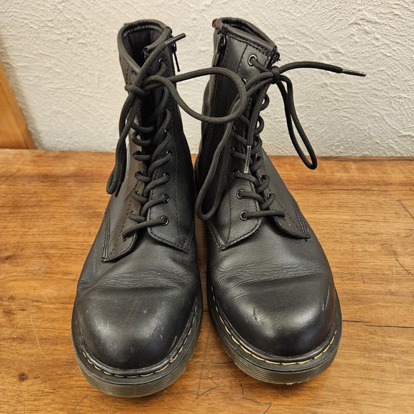 Dr. Martens 1460 Y Boots Womens Size 7 Black Leather Zip Lace Classic Shoes - Picture 3 of 8